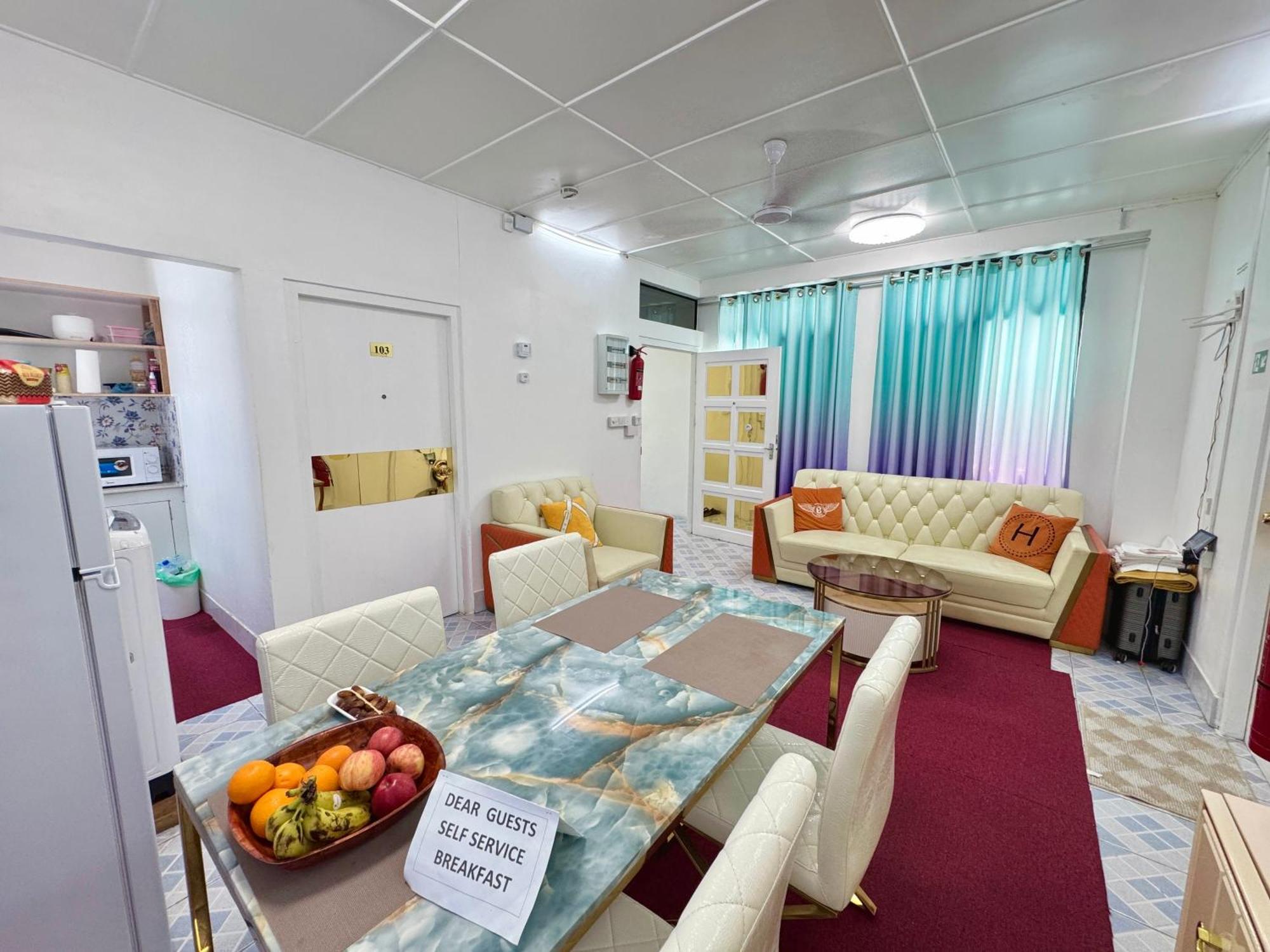Apartament Ontrack Travel Male Zewnętrze zdjęcie